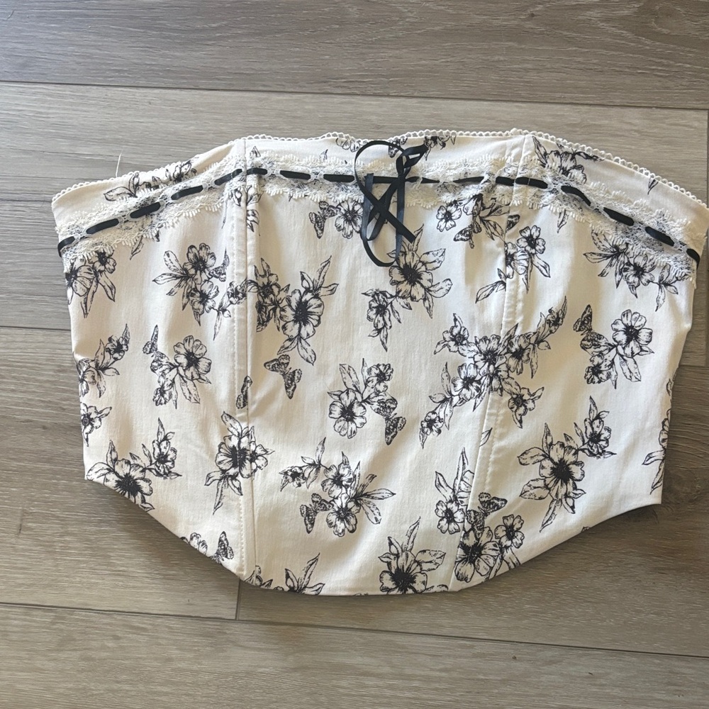 PacSun Black & White Corset Top